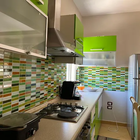 Sea View Apartment, Апартаменты