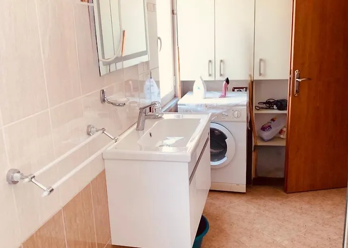 Sea View Apartment, Daire